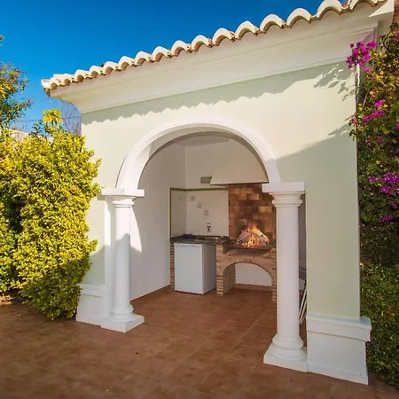 Yoko - Plusholidays Villa Calp